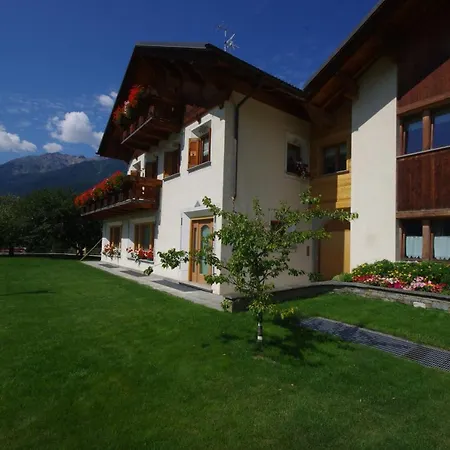 Casa Caste Сasa de vacaciones Bormio