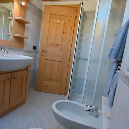 Casa Caste Feriehus Bormio