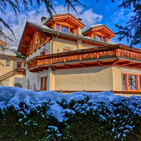 Casa Caste Nyaraló Bormio
