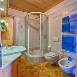 Casa Caste Сasa de vacaciones *