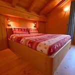 Casa Caste Сasa de vacaciones Bormio