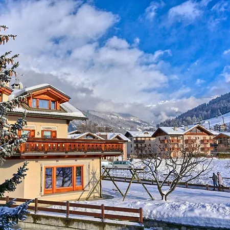 Casa Caste Holiday home *